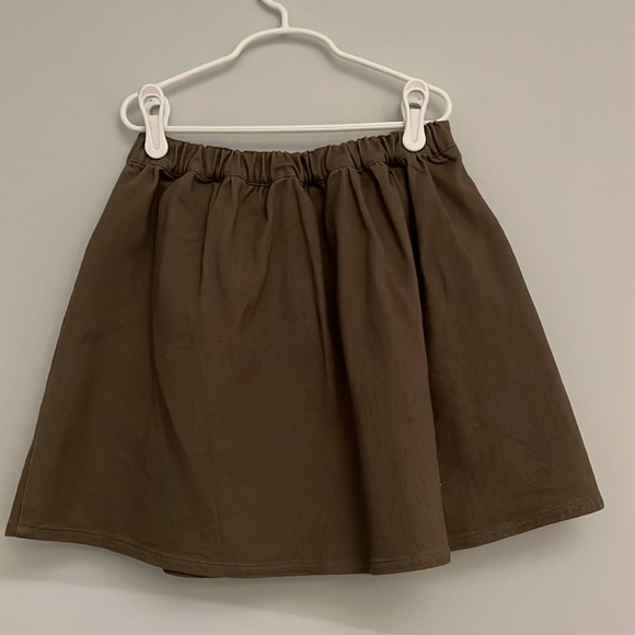 NWT! Rylee + Cru skirt - Picture 3 of 7